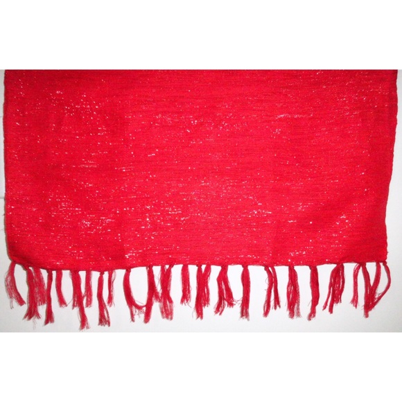 Deep Red/Metallic Red Table Runner - Picture 2 of 4